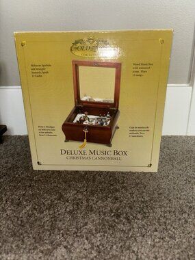 Rare Gold Label Deluxe Christmas Cannonball Music Box Plays Christmas Song
